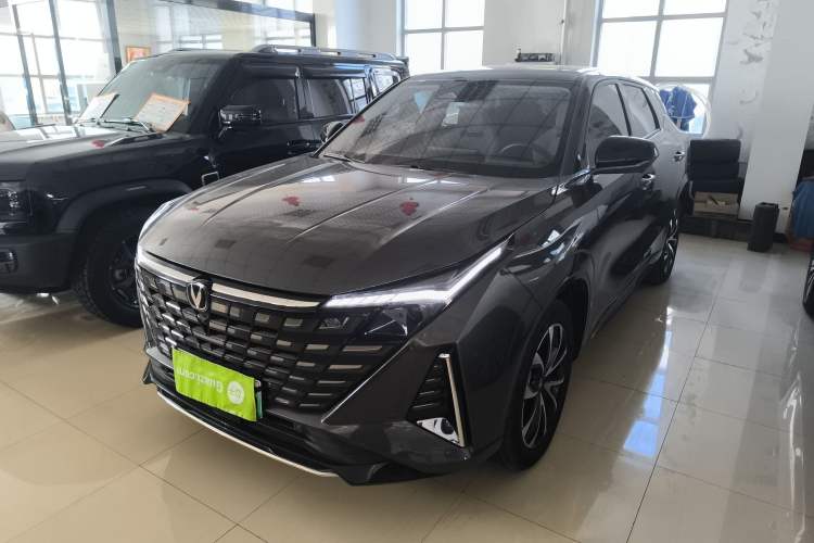 Used Changan UNI-Z New Energy 2024 Blue Whale Smart Electric iDD 125km Beyond Edition
