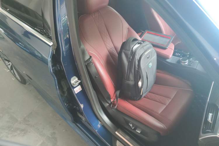 Used BMW 5 Series 2022 Restyled 530Li Leading Edition M Sport Package
