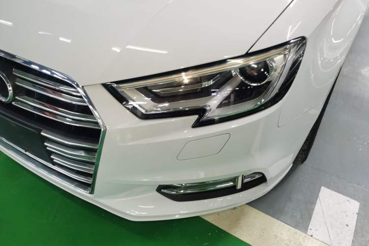 Used Audi A3 2018 30th Anniversary Edition Limousine 35 TFSI Ambition Model
