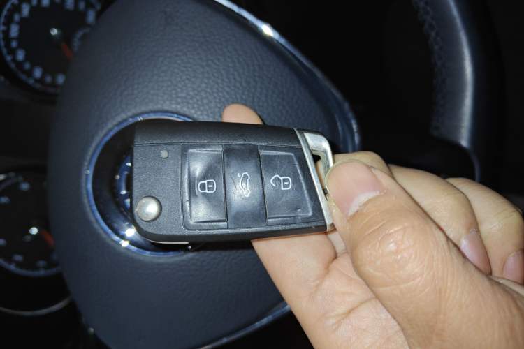 Used Volkswagen Touran 2016 Volkswagen Touran L 330TSI DSG Luxury Edition