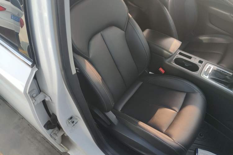 Used Roewe i6 2018 20T Automatic Flagship Edition
