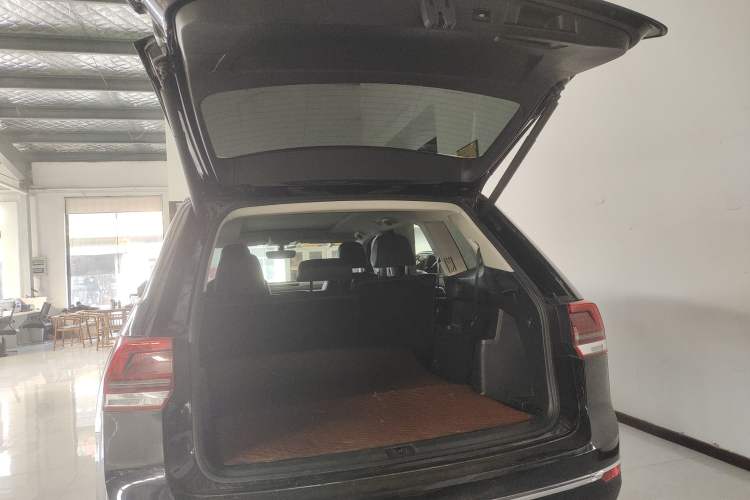 Used Volkswagen Teramont 2019 330TSI Two-Wheel-Drive Luxury Edition China V Standard