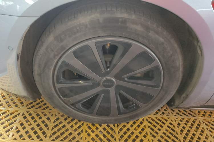 Used Hima Luxeed S7 2024 Max
