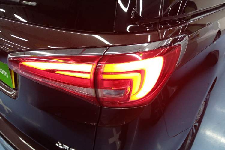 Used Buick GL8 2017 ES 28T Luxury Model China V Standard
