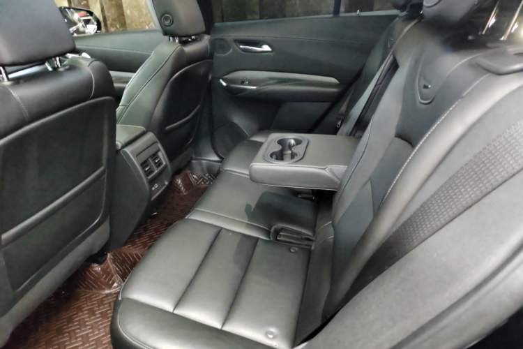 Used Cadillac XT4 2021 28T Two-Wheel Drive Leading Version