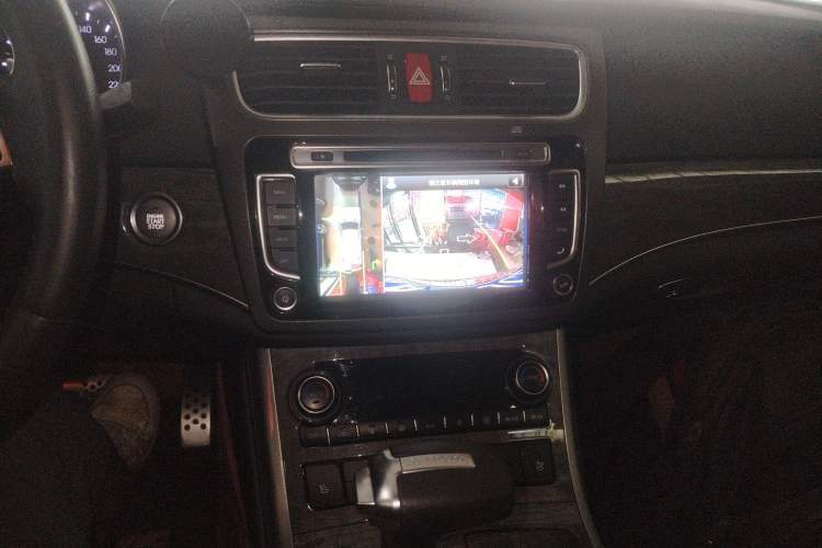 Used Haval H8 2015 2.0T Two-Wheel-Drive Elite Version