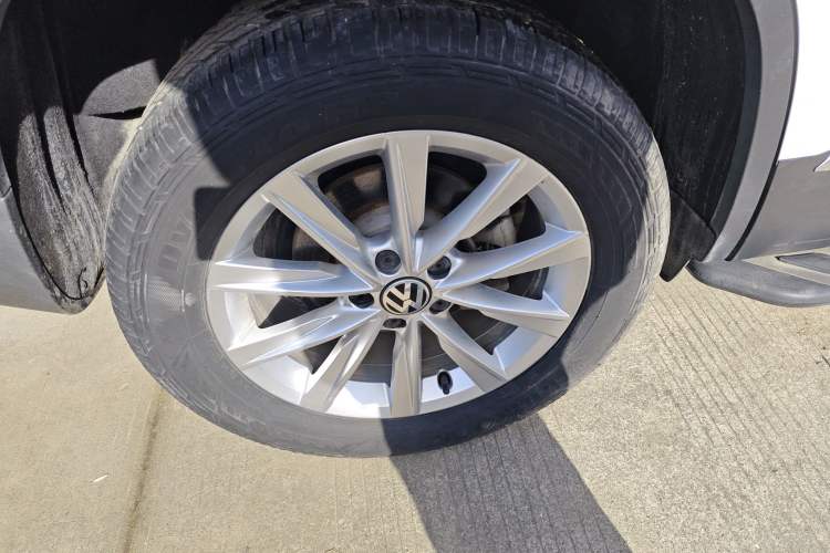 Used Volkswagen Tiguan 2016 280TSI Automatic Two-Wheel-Drive Silk Road Style Edition