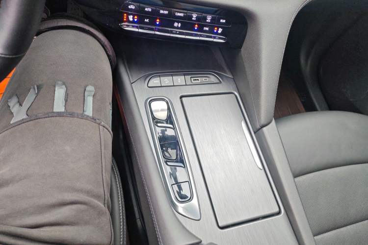 Used Buick Enclave 2022 652T Four-Wheel Drive Prestige 7-Seater