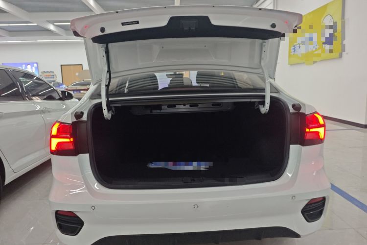 Used Roewe i5 2021 1.5L CVT Platinum Edition