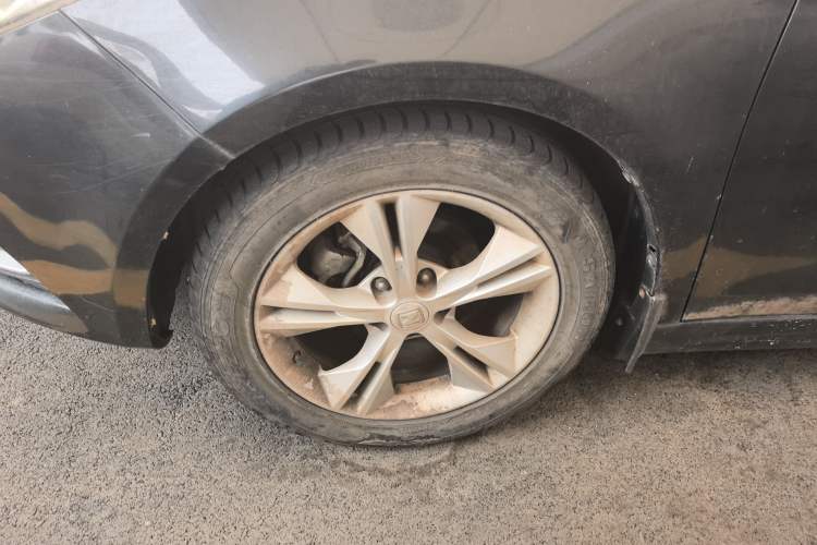 Used Zotye Z500 2015 1.5T Manual Luxury Model