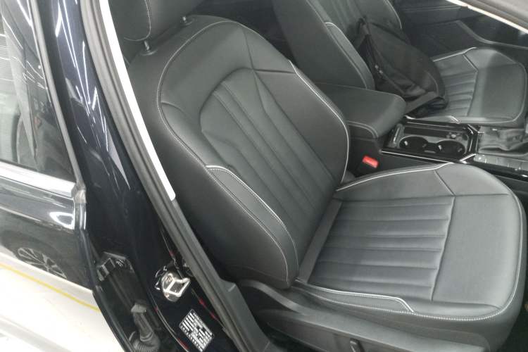 Used Volkswagen Passat 2023 330TSI Starry Elite Edition
