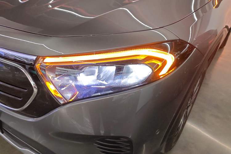 Used Mercedes-Benz EQB 2023 EQB 260