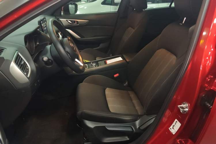 Used Mazda CX-4 2018 2.0L Automatic Two-Wheel Drive Blue Sky Exploration Version China V Standard