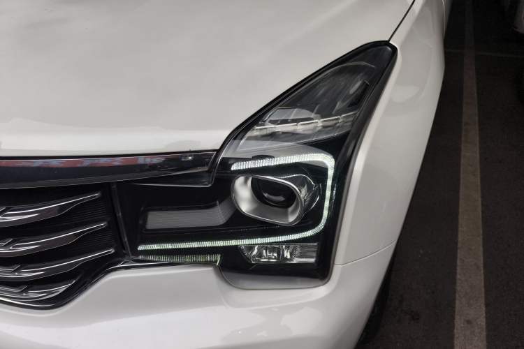 Used GAC Trumpchi GS7 2017 280T Two-Wheel Drive Luxury Model