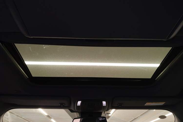 Used Toyota Sienna 2021 2.5L Hybrid Premium Edition