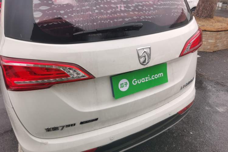 Used Baojun 730 2017 1.8L iAMT Prestige Version 7 Seats