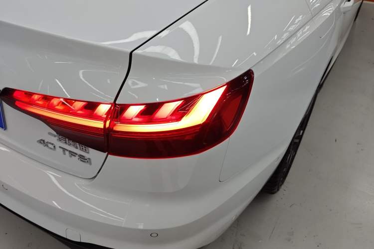 Used Audi A4L 2022 40 TFSI Luxury Dynamic Model
