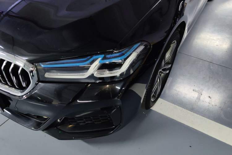 Used BMW 5 Series 2019 Facelifted 530Li Leading Edition Luxury Package
