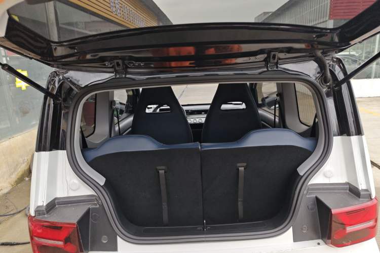 Used Wuling Hongguang MINIEV 2022 GAMEBOY 300km Enthusiast Model with Lithium Iron Phosphate