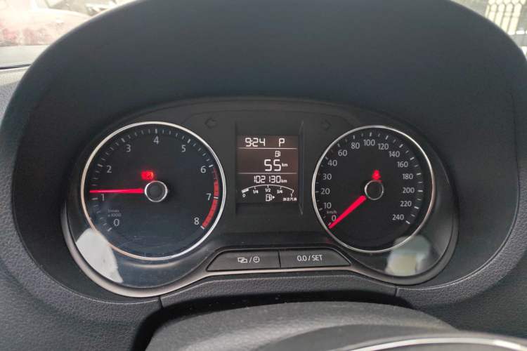 Used Volkswagen Polo 2016 1.6L Automatic Comfort Model
