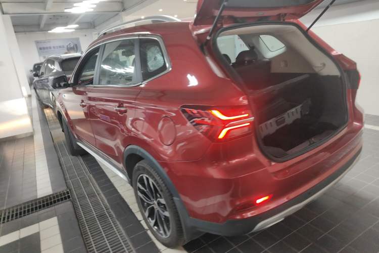 Used Roewe RX5 2016 20T Two-Wheel Drive Automatic Internet Smart Edition