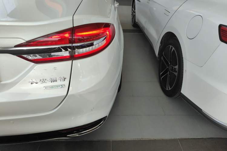 Used Ford Mondeo 2017 EcoBoost 180 Luxury Model
