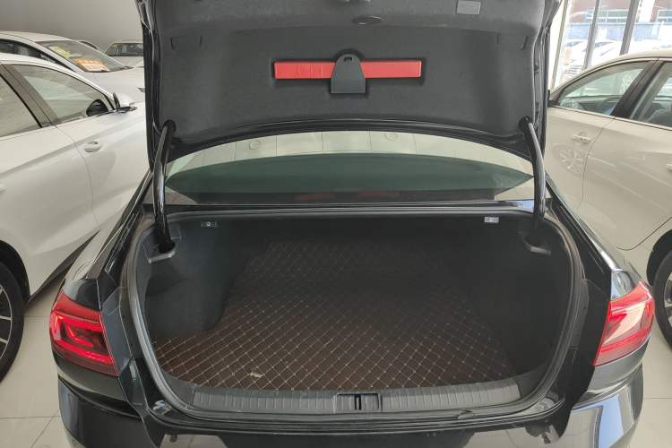 Used Volkswagen Magotan 2020 330TSI DSG Leading Model