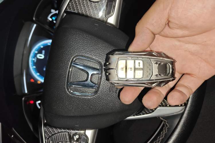 Used Honda Civic 2016 220TURBO CVT Prestige Edition
