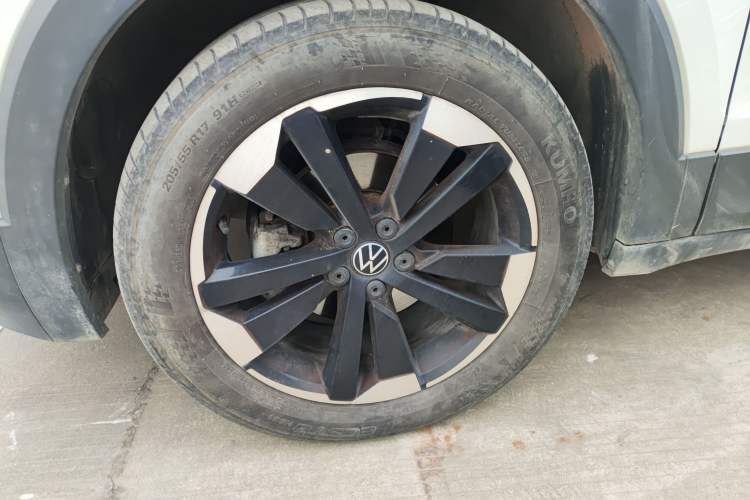 Used Volkswagen Tacqua 2023 200TSI DSG Joy-Connect Edition