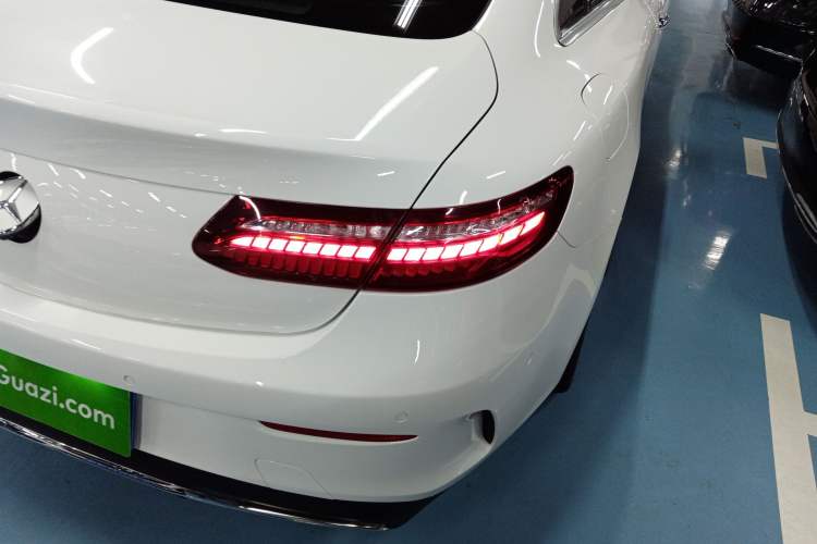 Used Mercedes-Benz E-Class 2021 E 260 Coupe