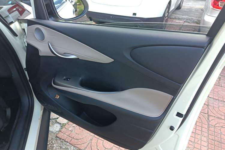 Used BYD Dolphin 2021 405 km Fashion Edition
