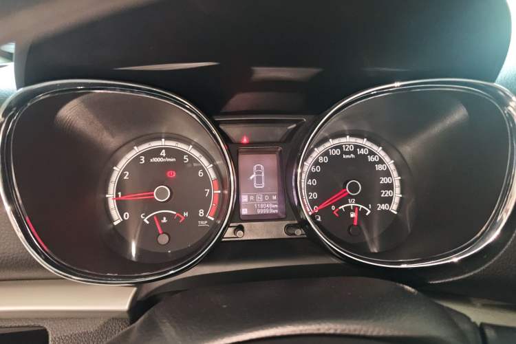 Used Venucia T70 2015 2.0L CVT Smart Choice Edition