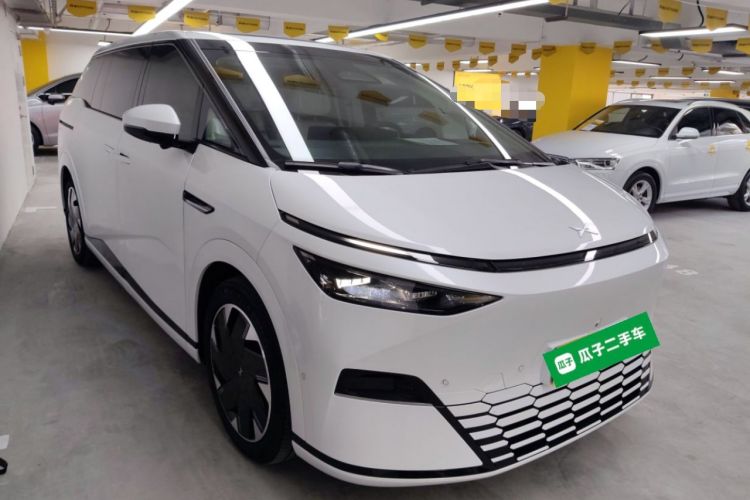 Used XPeng X9 2024 640 All-Wheel Drive High-Performance Max
