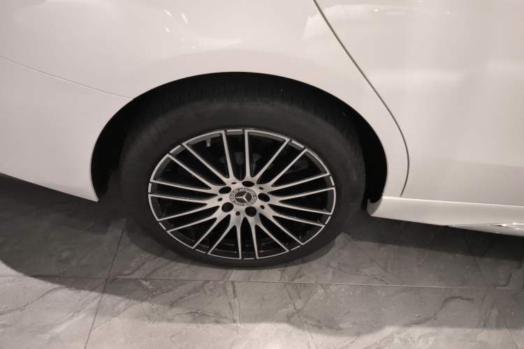 Used Mercedes-Benz C-Class 2023 Revised C 200 L Sport Edition
