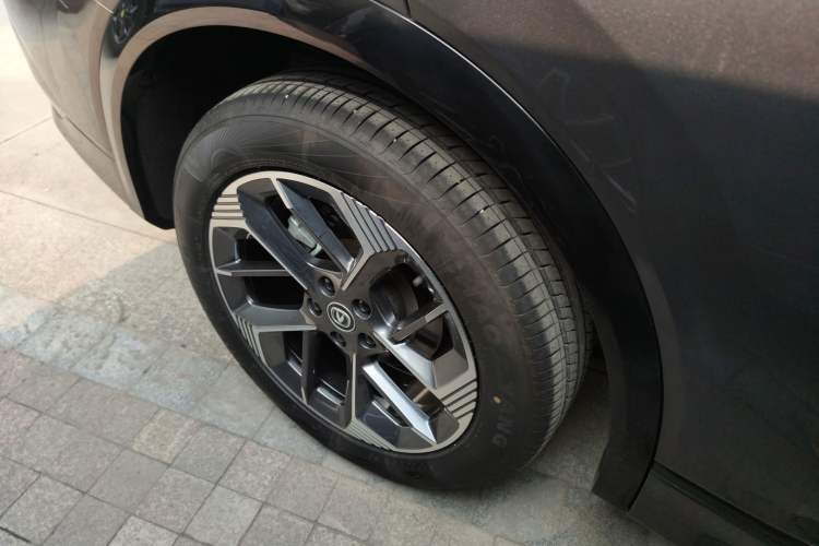 Used Changan CS75 PLUS 2025 4th Generation 1.5T New Blue Whale Smart Luxury Edition