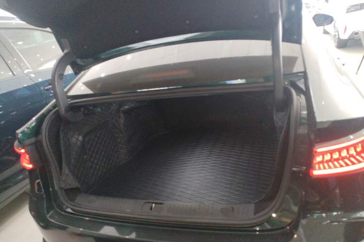 Used Chery Arrizo 8 2023 High-Energy Edition 2.0T DCT Luxury