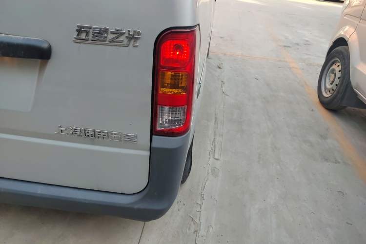 Used Wuling Zhiguang 2020 1.2L Practical Model China VI LSI
