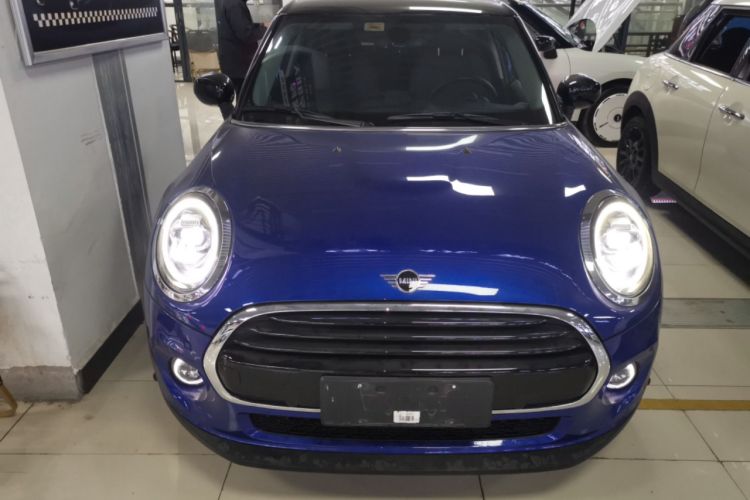 Used  MINI 2019 1.5T COOPER Classic Edition Five-Door Version

