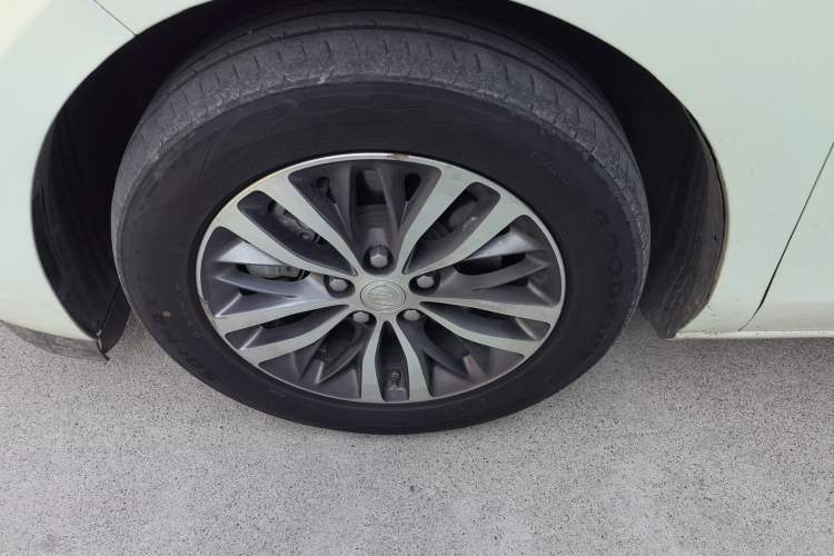 Used Buick GL8 2021 ES Landtrek 653T Comfort Edition
