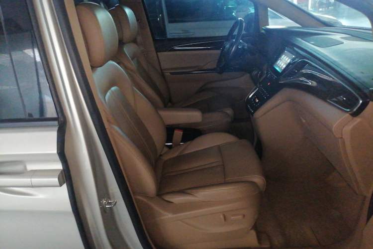 Used Buick GL8 2017 ES 28T Premium Version China V Standard
