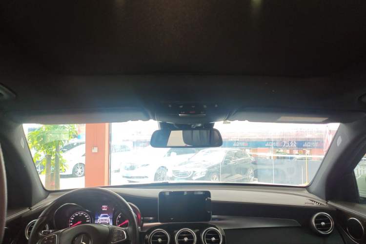 Used Mercedes-Benz GLC 2019 GLC 260 L 4MATIC Luxury Model
