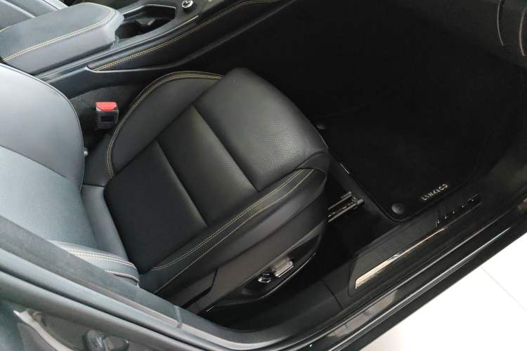 Used Lynk & Co 01 2023 2.0TD Two-Wheel Drive Pro Trim
