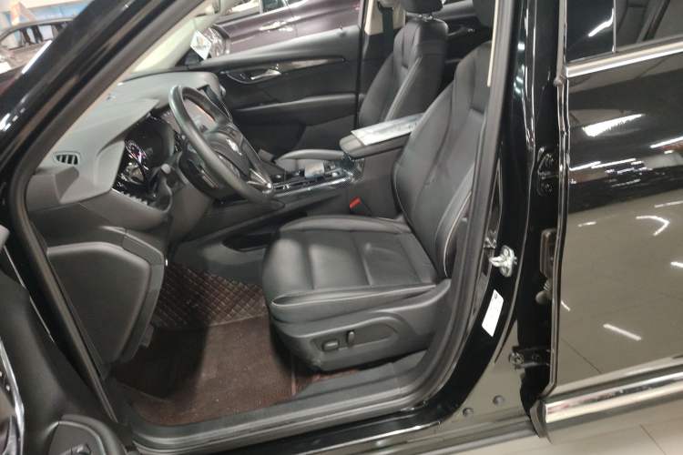 Used Buick Envision 2023 Encore Plus 652T Five-Seat Luxury Model
