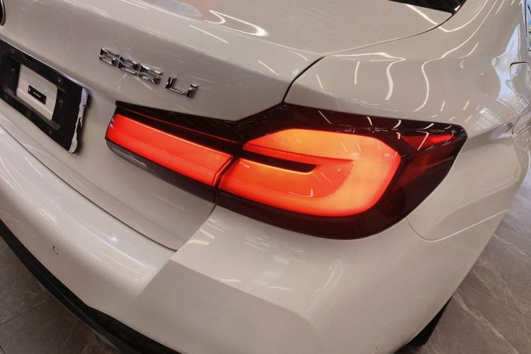 Used BMW 5 Series 2022 Second Facelift 525Li M Sport Package