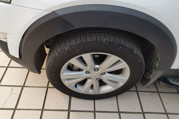 Used Chevrolet Captiva 2014 2.4L 4x4 Flagship Edition 7 Seats