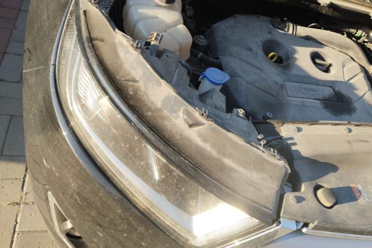 Used Ford Edge 2016 EcoBoost 245 Two-Wheel-Drive Titanium 7-Seater
