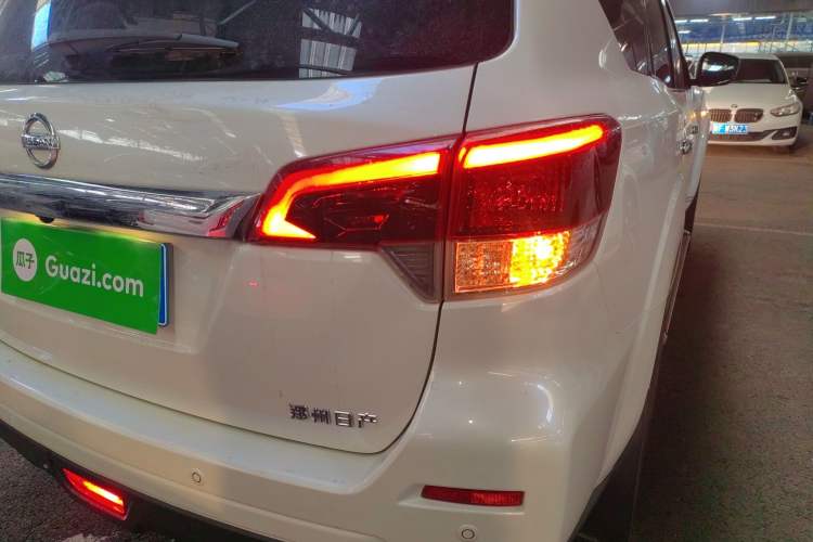 Used Nissan Terra 2018 2.5L Automatic 2WD Luxury Edition
