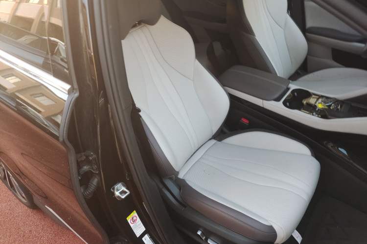 Used BYD Song PLUS New Energy 2025 DM-i 112KM Prestige Model
