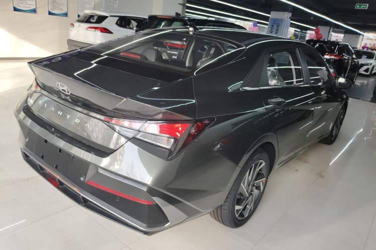 Used Hyundai Elantra 2023 1.5L CVT GLX Elite Edition
