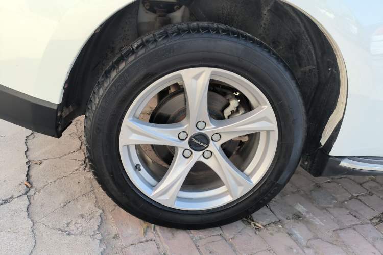 Used Haval H2 2018 Chuanxiang Edition Blue Badge 1.5T Manual Two-Wheel Drive Fashionable Model